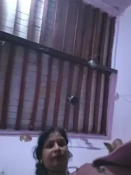 Love-pari77 live cam