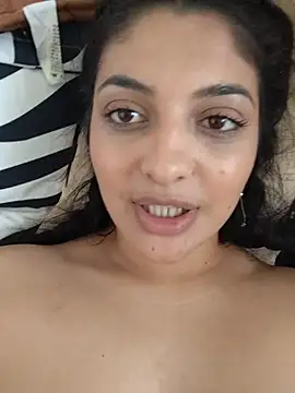 ambra-long (F young) - Dildo pussy play
