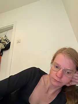 jannis1992 live cam on StripChat