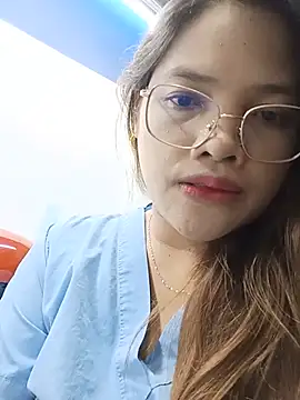 Wild_OfficeGirl_Margarett