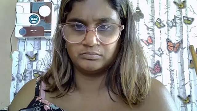indianstrawberrylips4u