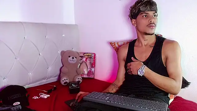 angel_foxc13 (M twink) - Happy happy Angel..!!😍