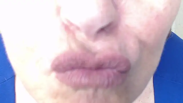 FlaviaSquirts live cam on StripChat