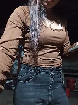 Heryy_xx webcam