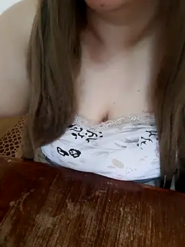 Madam_bezzzoul webcam