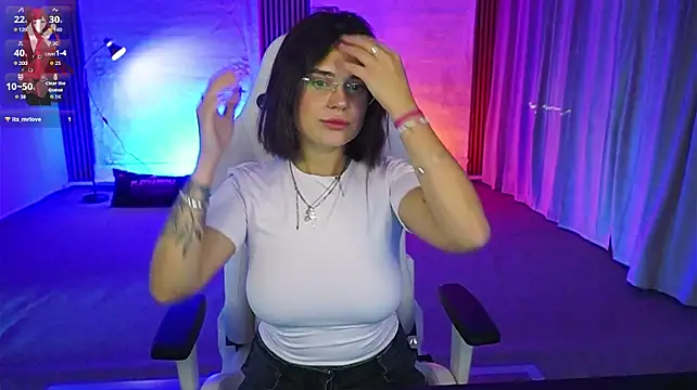 Lola_054 webcam