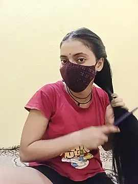 20_year_only_girl live cam on StripChat
