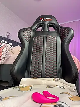 Kitty-Kelsi webcam