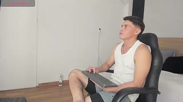 Diegoacostabigcock webcam