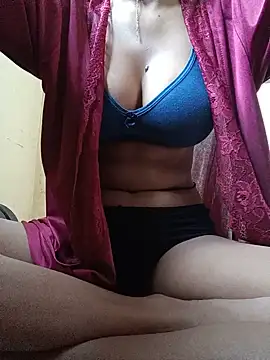 Kajalrani876 webcam