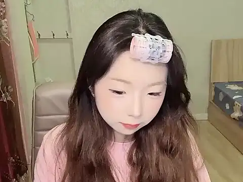 zeizei108 (F teen) - 下播买东西吃