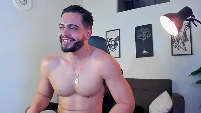 Justin_kingX7 live cam on StripChat