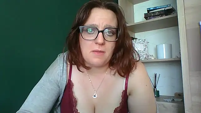 sensual_paris live cam on StripChat