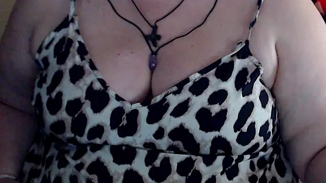 mayasmith (F milf) - cum show