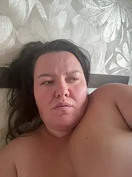 SunnyLeila2101 webcam
