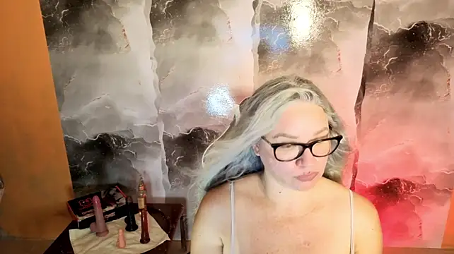 MarianL0ve webcam