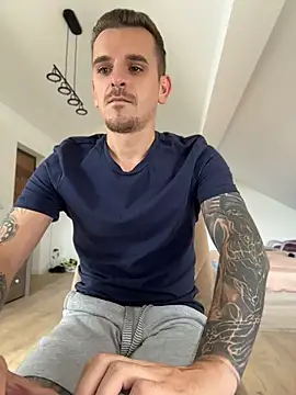 Huge_cock22cm