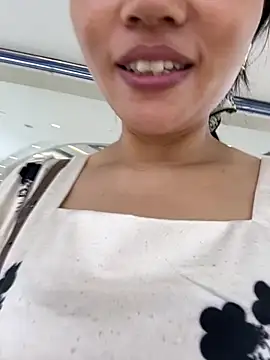cmvoo live cam on StripChat
