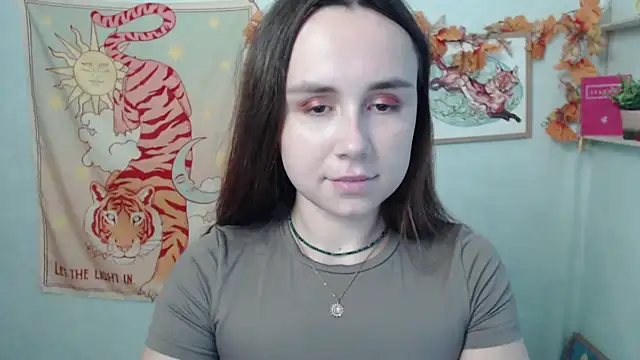 VeryVeryVeryShy_ live cam on StripChat