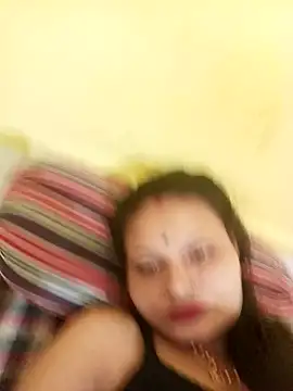 Priti_hote webcam
