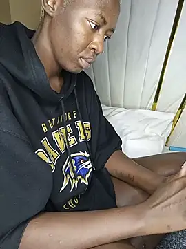 SquirtQueen16 webcam