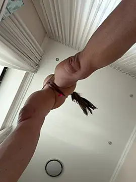 Hott_Lolla webcam