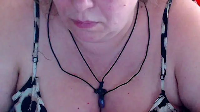 mayasmith live cam preview