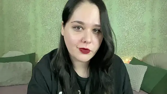 IvyLebelly webcam