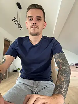 Huge_cock22cm