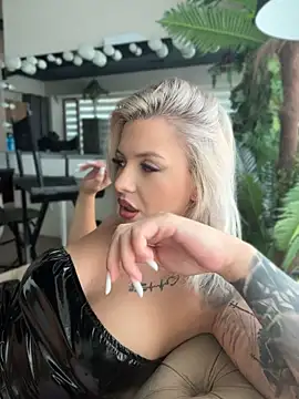 IveySin live cam preview