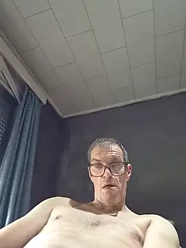 kristof_keyser live cam on StripChat