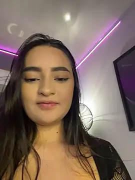AntonellaaFerrer_ live cam on StripChat