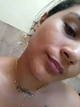 zoe_renata (F young) - Inside toy in pussy