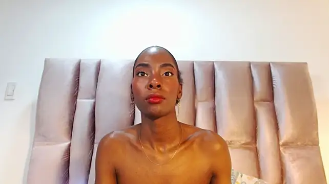 AnnyCampbell