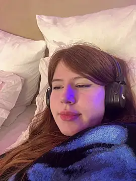 CarolaineMyers webcam