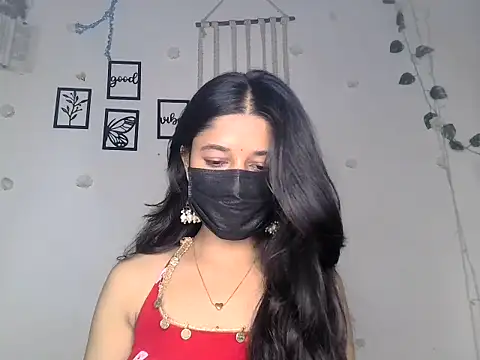 HOT_SNEHA4