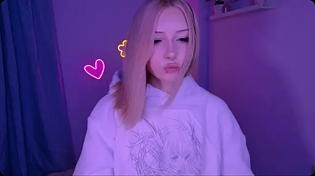 SashaQuin webcam