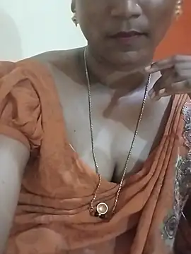 Sirisha_33 webcam
