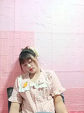 Lucky_lucky2k live cam on StripChat