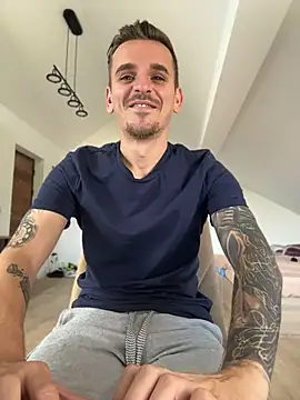 huge_cock22cm (Ask my age) - Let's have fun
