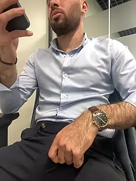 speddy34 (M young) - Show dick