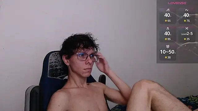 bryamado69 live cam on StripChat