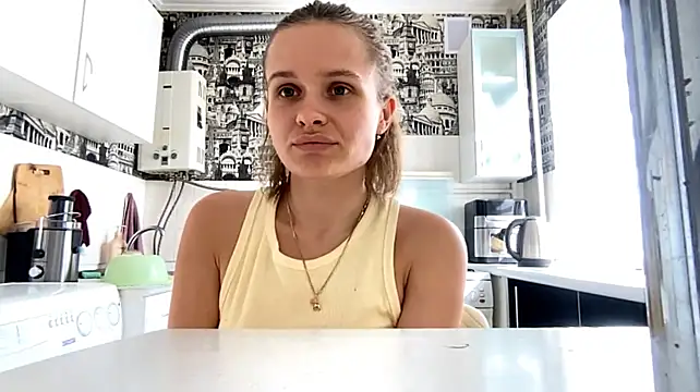 Cute__angelhere live cam on StripChat