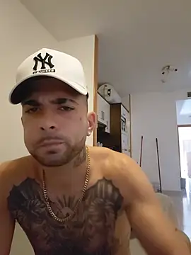Jonygm09 live cam on StripChat