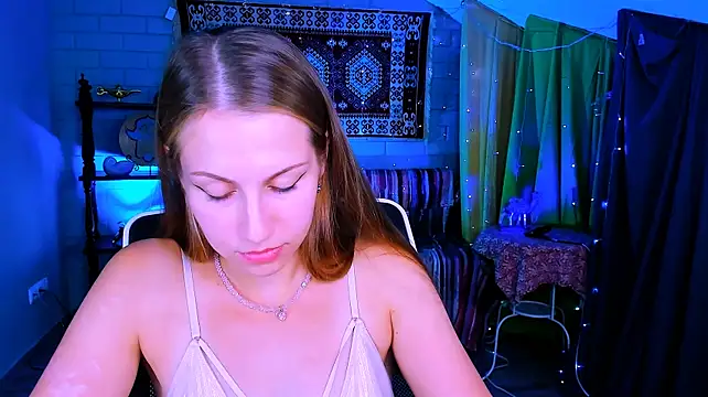 EvelinaSolt live cam on StripChat