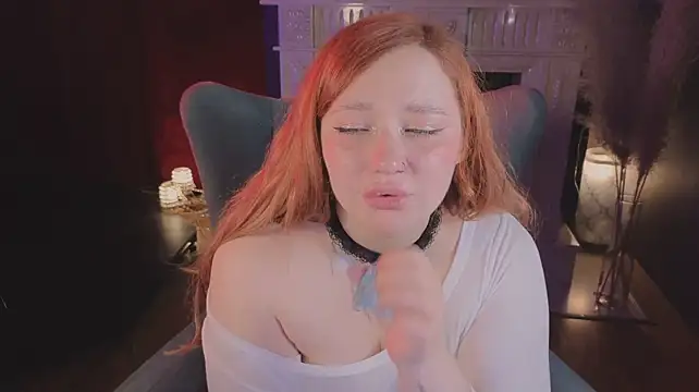 carolina_elf (F young) - SPANKING NO PANTIES <3