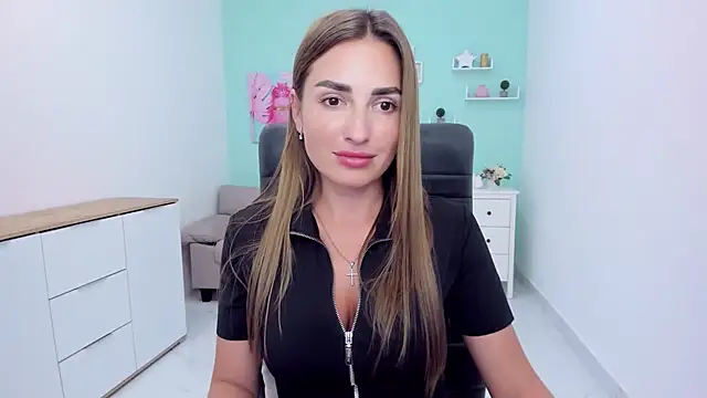 LaraSmelal webcam