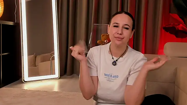 AlessiaMarais webcam