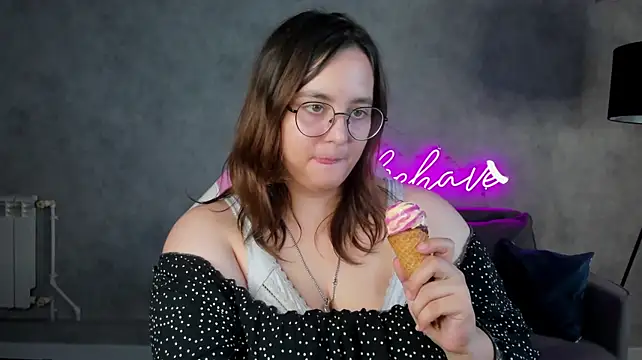 Alica_Keller live cam preview