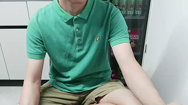 nole_china7 (Ask my age) - talk / fun / cum